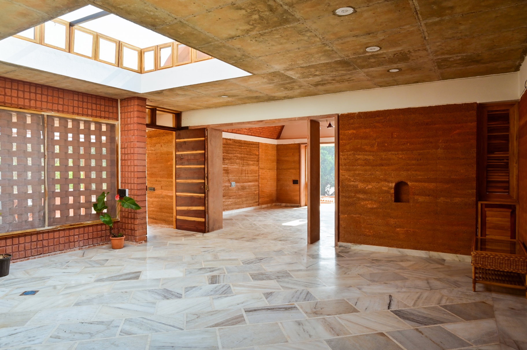 The Sonora Residence — rammed earth villa at dusk